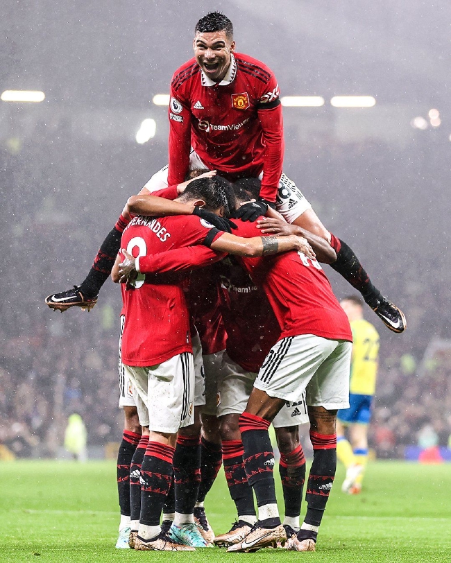 蜂与马刺的 蜂与马刺的