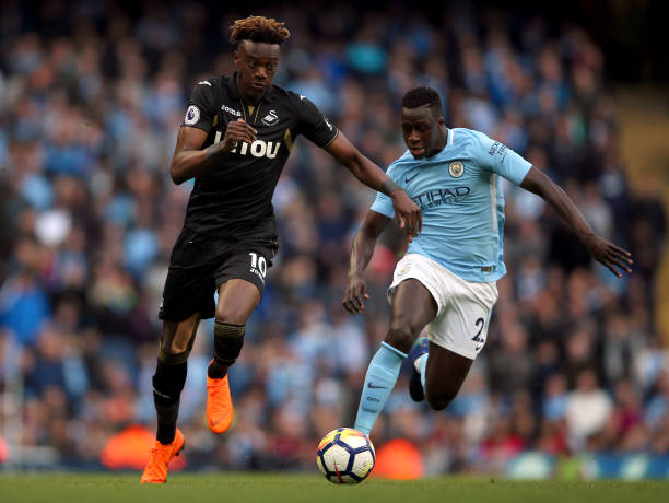 一支强大的 一支强大的